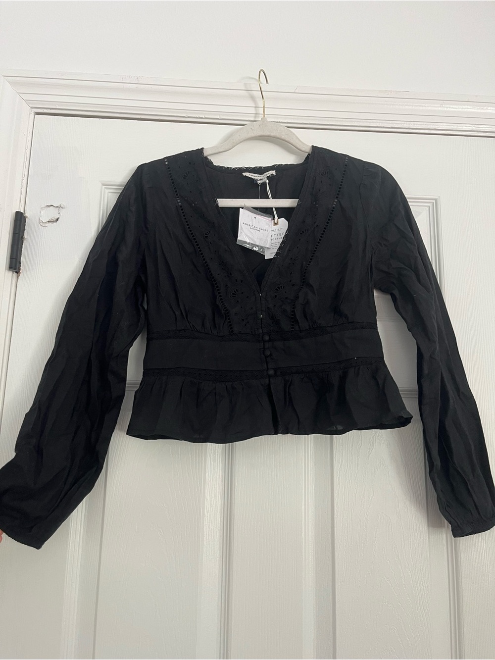 NWT American Eagle Outfitters Black V-Neck Buttoned Peplum Blouse